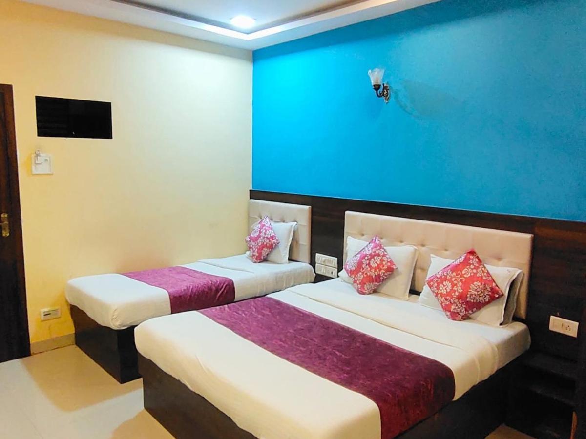Hotel Golden Galaxy - Santacruz East 뭄바이 외부 사진