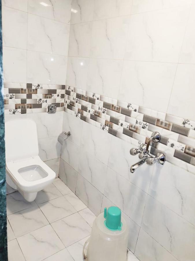 Hotel Golden Galaxy - Santacruz East 뭄바이 외부 사진